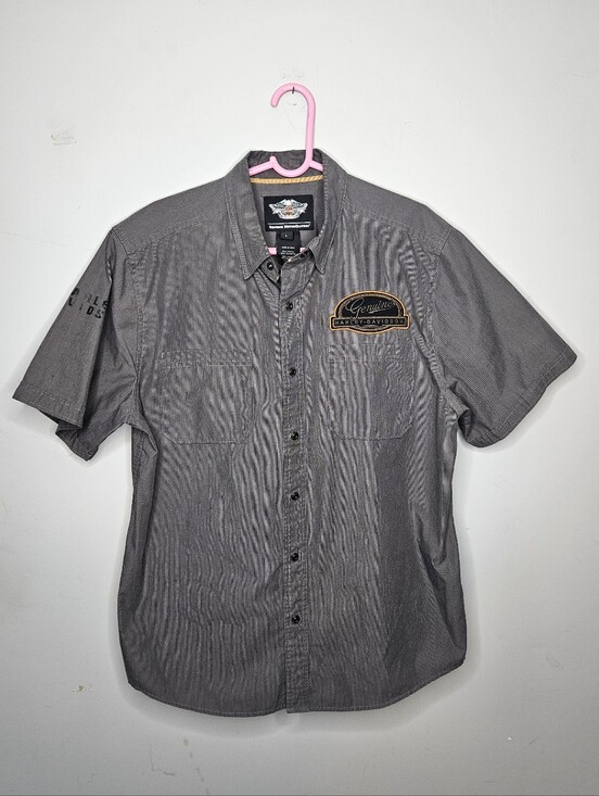 Harley-Davidson Other - Harley-Davidson Men's Sz L Short Sleeve Button-Down Shirt - Gray with Gold Patch
